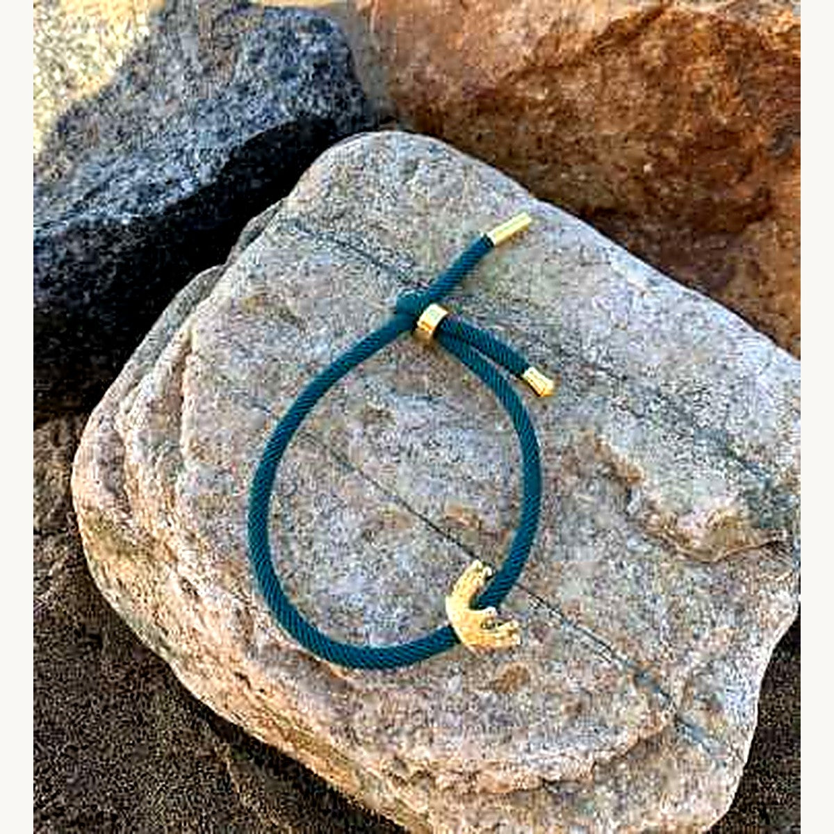 Pulsera Cordón Oro